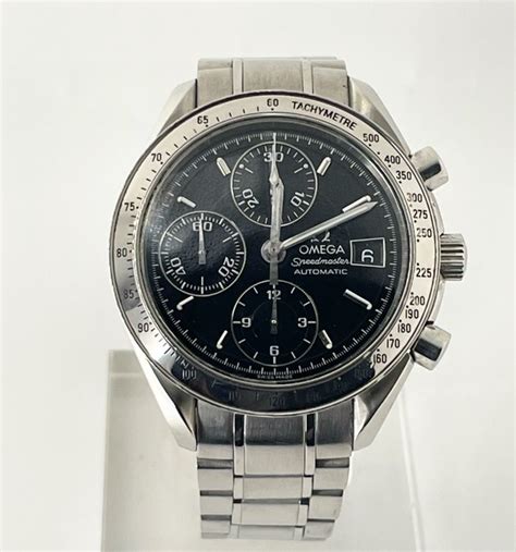 Omega Speedmaster pointer date